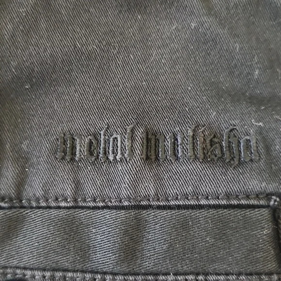 Metal Mulisha shorts size 36 - Picture 3 of 8